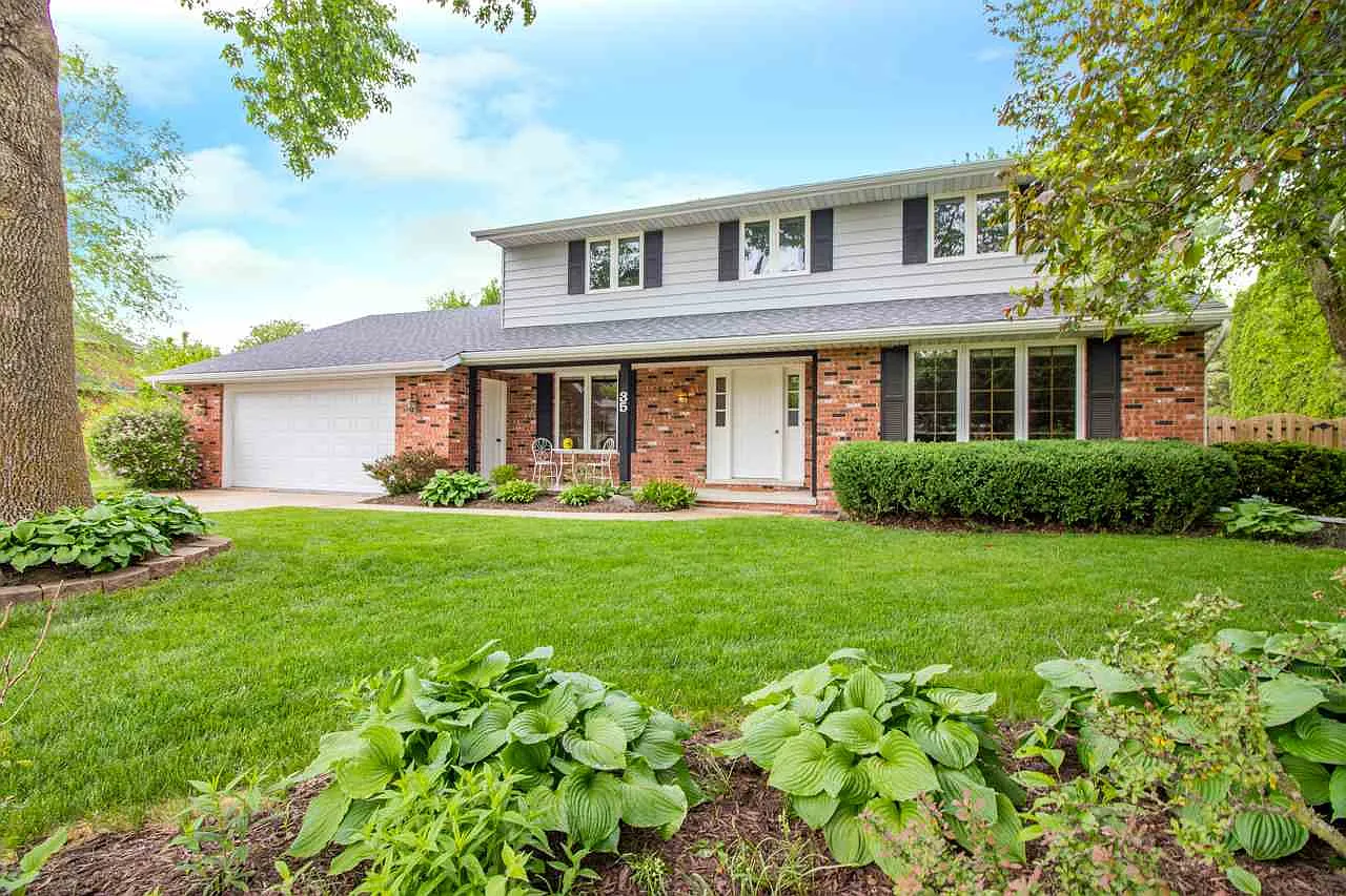 35 Maple Ridge Dr photo 1