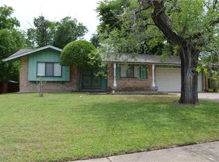 1902 Windchime Dr, Dallas, TX 75224