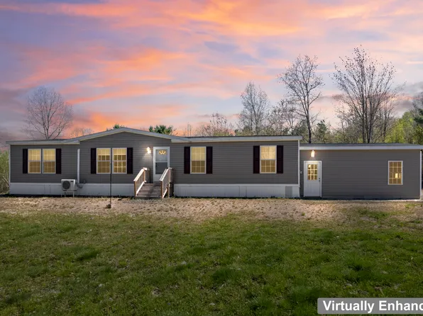 22 Bimi's Way, Waterboro, ME 04061