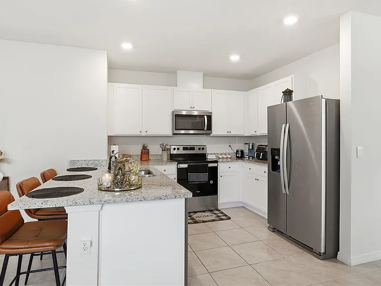 2735 Numa Falls Ave — Photo 11
