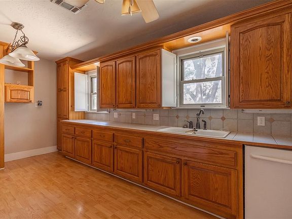 5th image of 1402 S 19th St