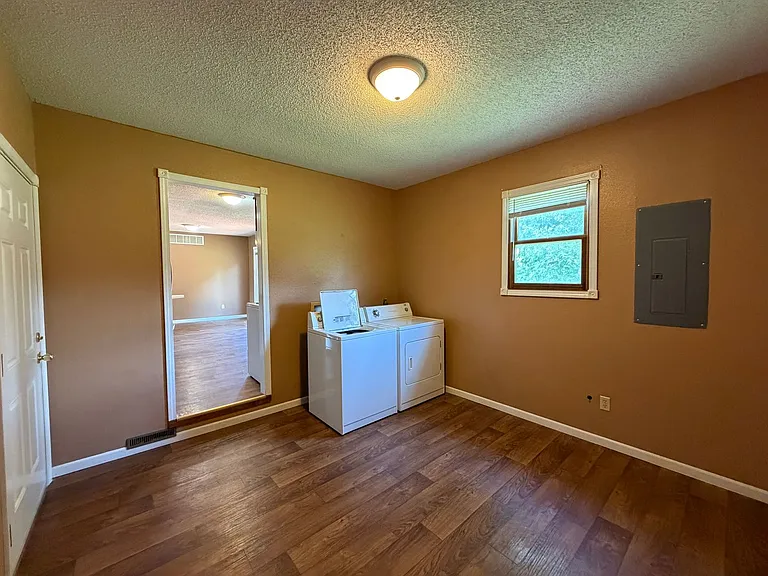 20597 Sedalia Rd — Photo 13