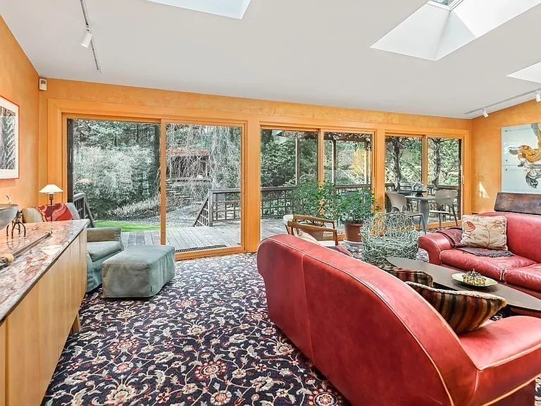 38 Cumberland Ave — Photo 10