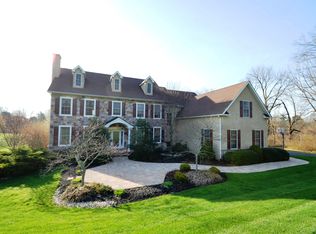 5289 Ridgeview Dr, Doylestown, PA 18902