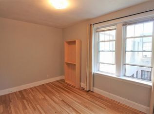 25 Mount Hood Rd APT 12A, Brighton, MA 02135