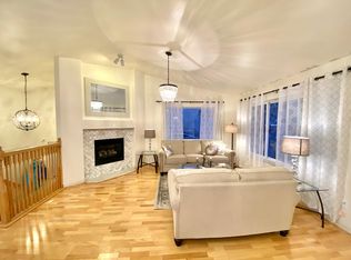 2352 Ridgemont Dr, Anchorage, AK 99507