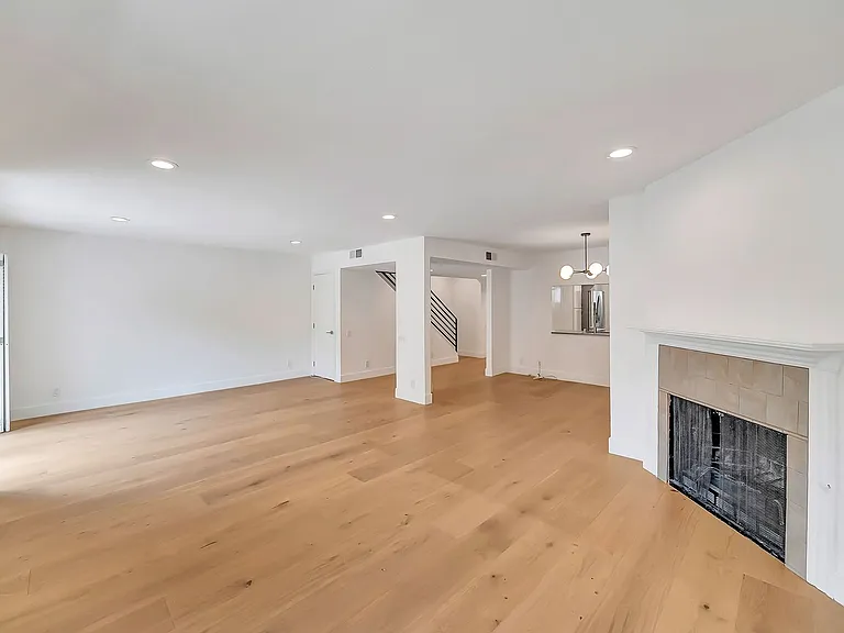 4424 Coldwater Canyon Ave #3 — Photo 15