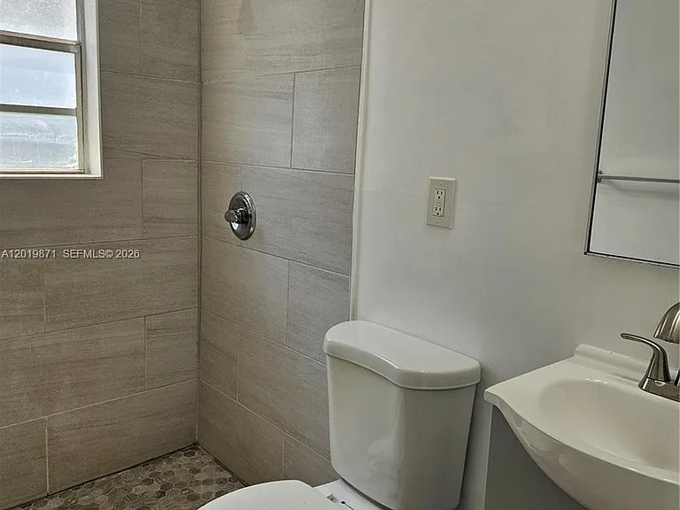 2030 Taylor St #2030 — Photo 12