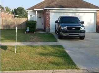 2449 Creekside Dr, Baton Rouge, LA 70810