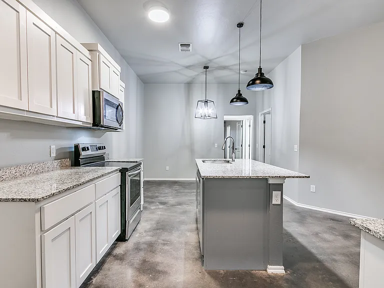 818 Coles Creek Ln — Photo 13