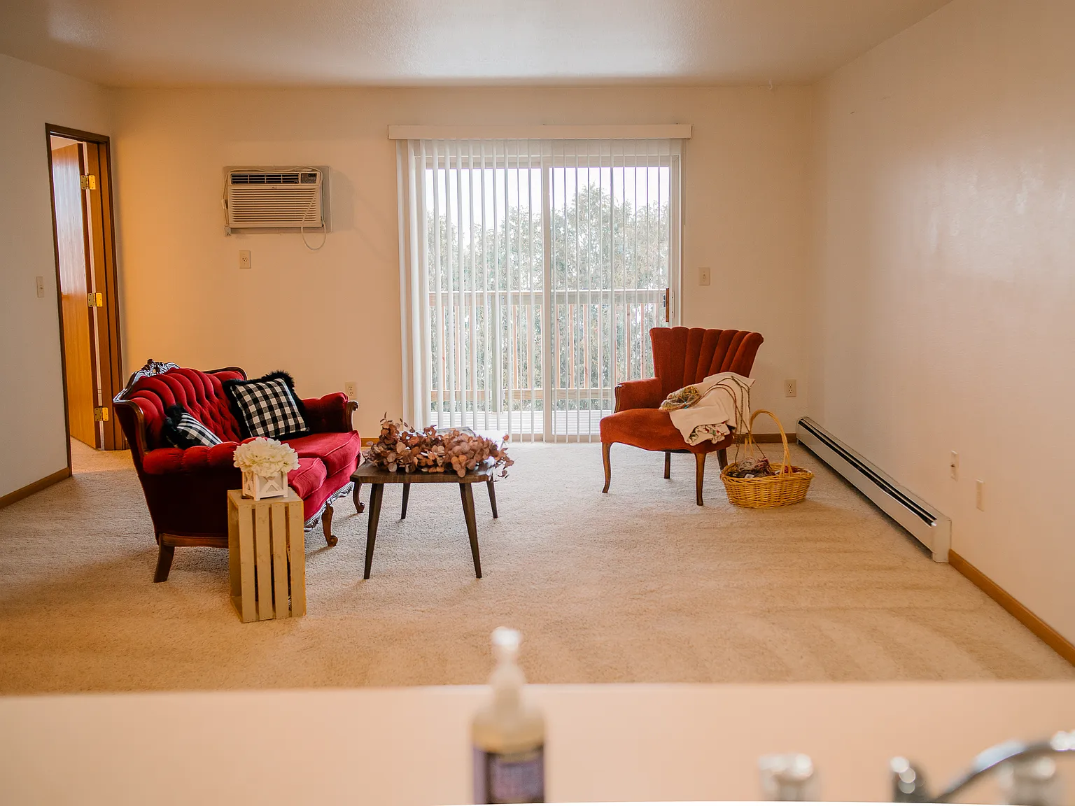 2 bed, 1200 sqft, $1,295 — Photo 4