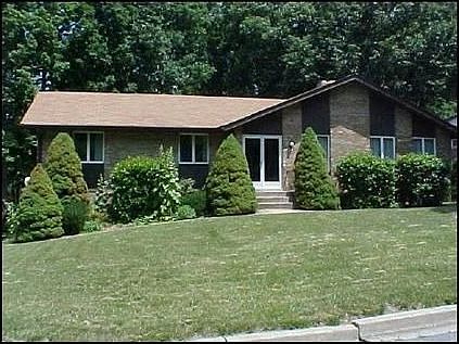 Front of 4802 Davron in 2005