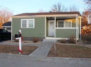 115 King St, Blackstone, MA 01504