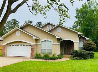 962 Glen Oaks Dr, Pass Christian, MS 39571