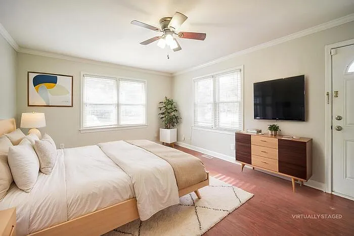 6197 Castlewood Dr — Photo 11