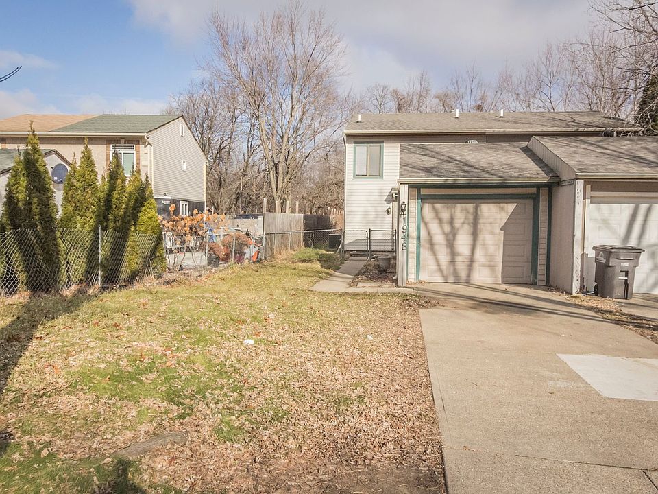 1st image of 1948 E Bell Ave