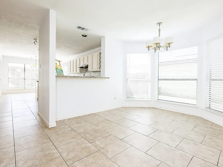 1511 Bradney Dr — Photo 13