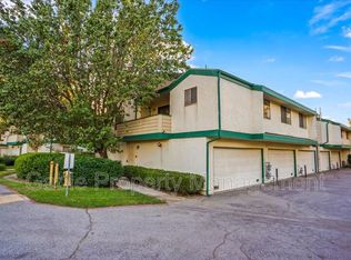 23528 Newhall Ave APT 1, Santa Clarita, CA 91321