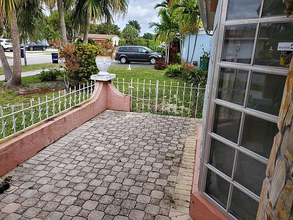 4th image of 14420 SW 74th St