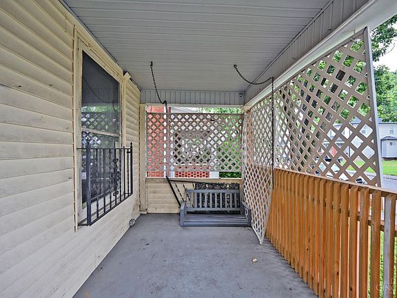 5th image of 123 S Sperling Ave