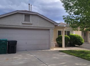 740 Autumn Meadows Dr NE, Rio Rancho, NM 87144