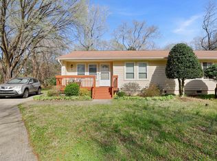 103 Westview Dr APT C, Carrboro, NC 27510