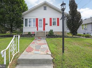 413 N Warwick Rd, Magnolia, NJ 08049