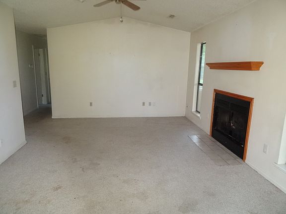 3rd image of 13442 Mimosa Ln