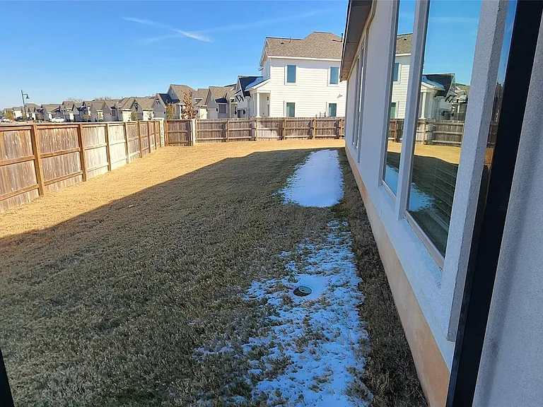 408 Los Olives Ln — Photo 2