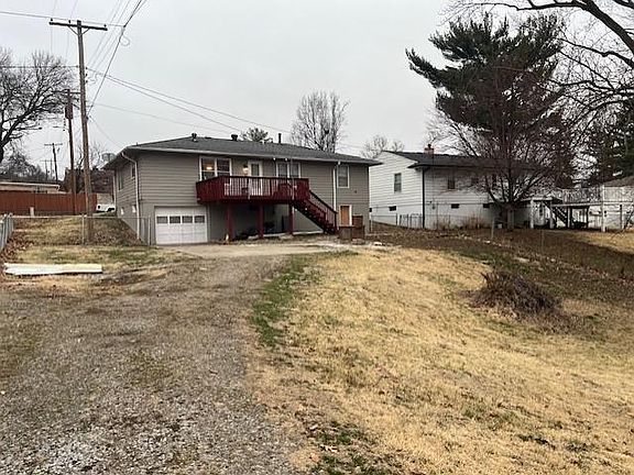 4th image of 2806 Clay St