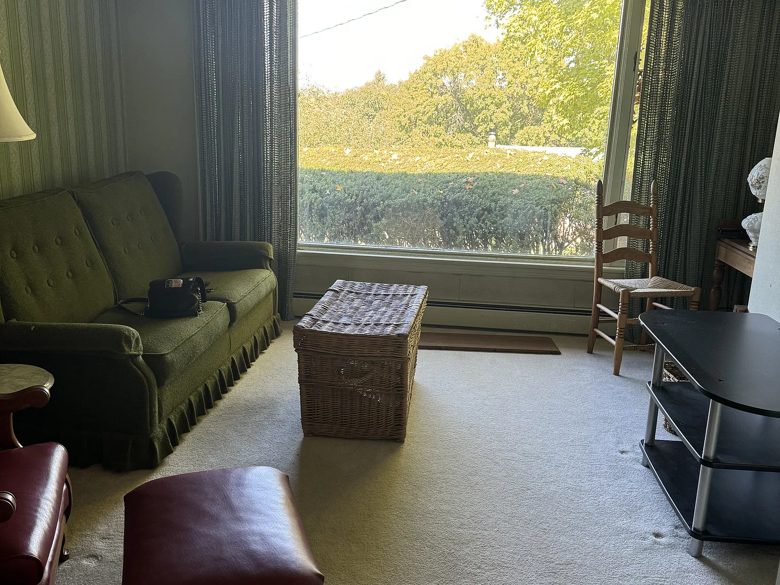 3 bed, 1964 sqft, $2,200 — Photo 3