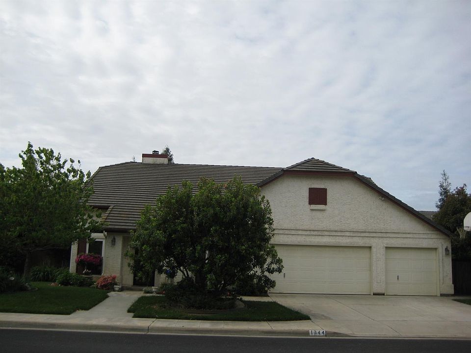 2nd image of 1344 Oak Ave