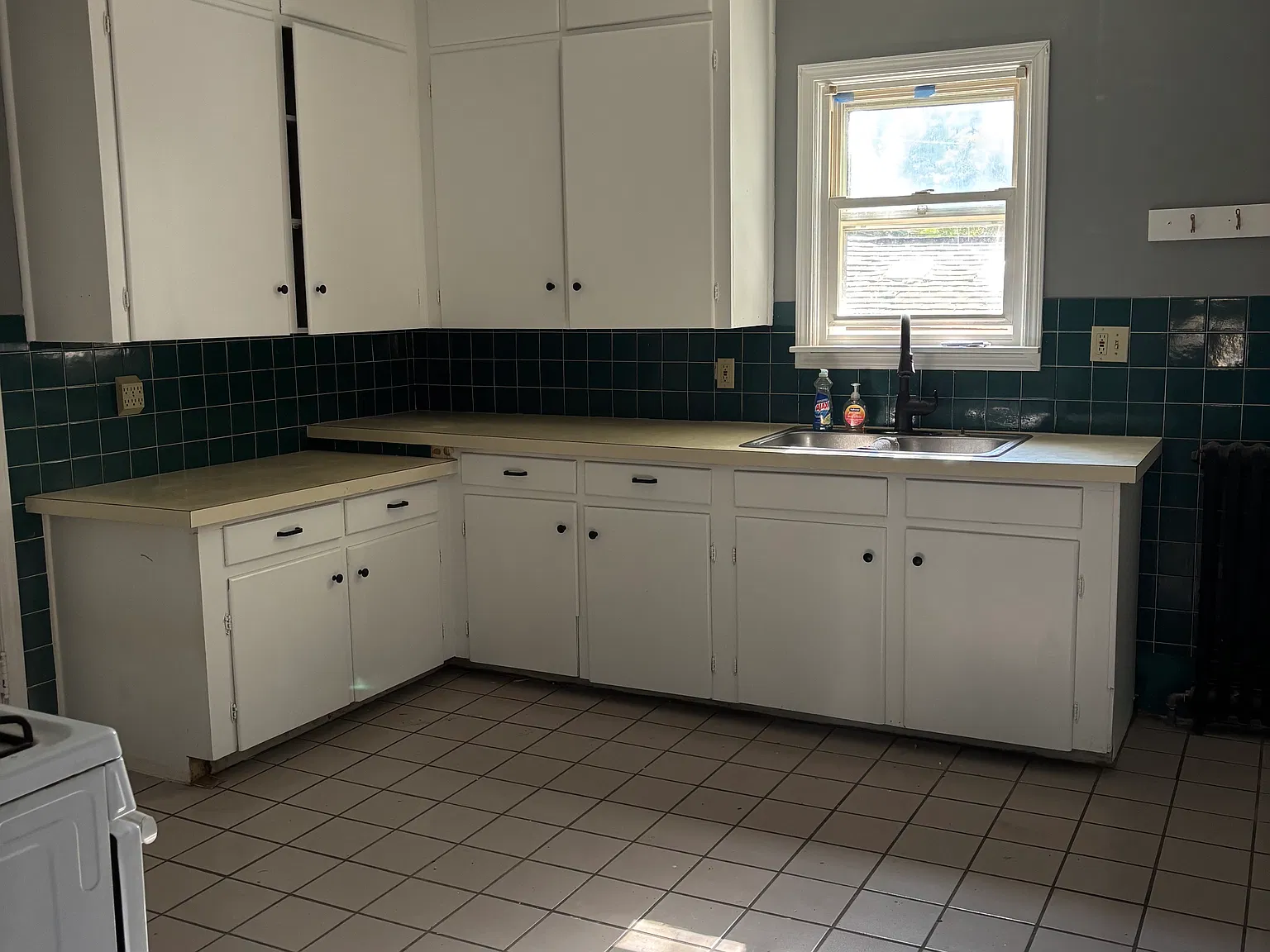 3 bed, 1.5 bath, 1702 sqft, $1,475 — Photo 4
