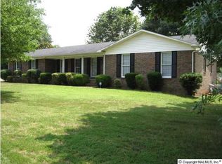 211 Crutcher Cir, Athens, AL 35611