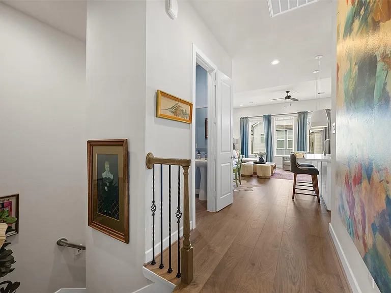 2323 Warhol Way — Photo 6