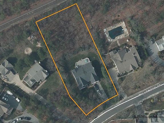 2nd image of 18 Willowood Ct