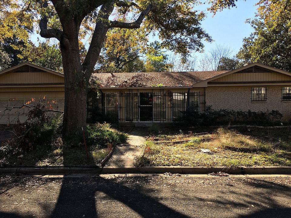 1st image of 411 Jeanette Ave