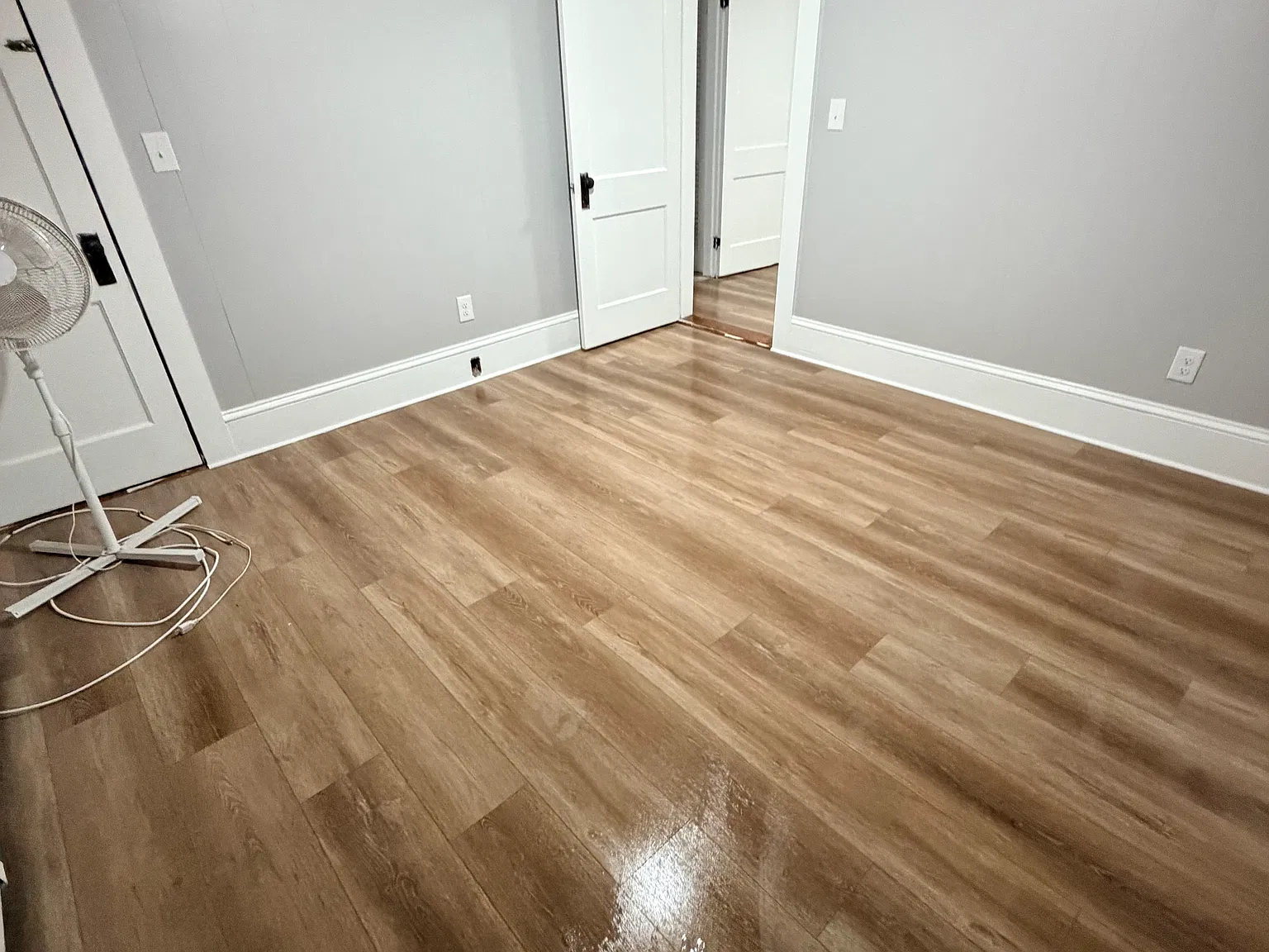 3 bed, 1159 sqft, $2,300 — Photo 2