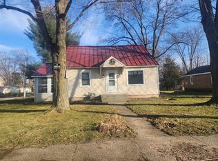 110 Lester Ave, Dowagiac, MI 49047
