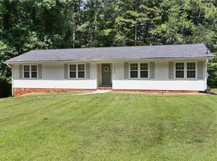 1015 Castlewood Dr, Woodstock, GA 30189