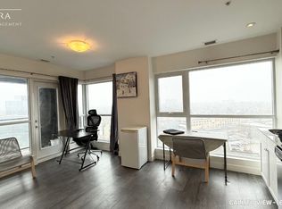 1 Victoria St S #1402, Kitchener, ON