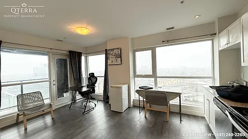 1 Victoria St S Photo 1