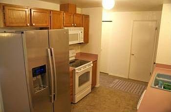 4th image of 10210 5th Pl SE