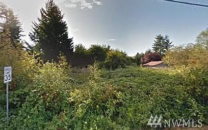 2nd image of 2515 Sleater Kinney Rd NE