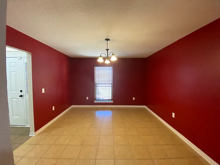 8466 Island Dr — Photo 4