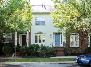 602 Garden View Sq, Rockville, MD 20850