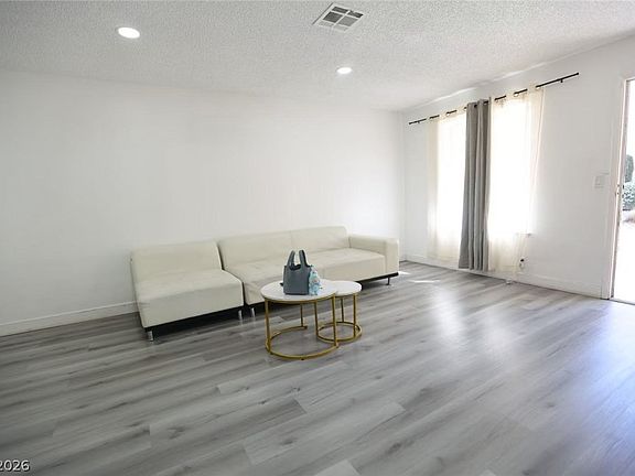 2nd image of 3232 Jericho St Unit A