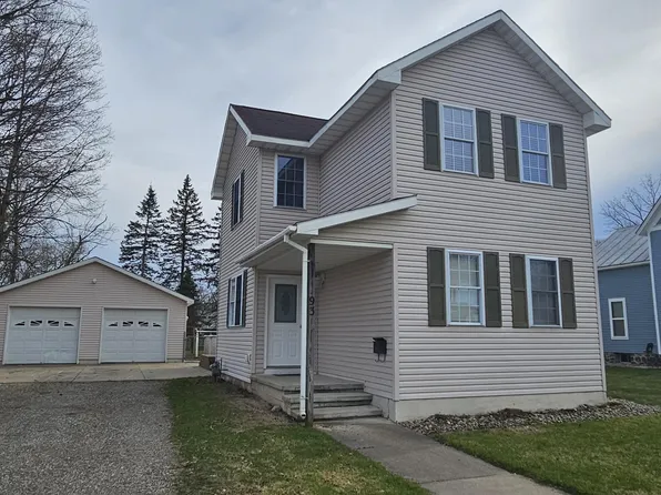 93 Henry St, Coldwater, MI 49036