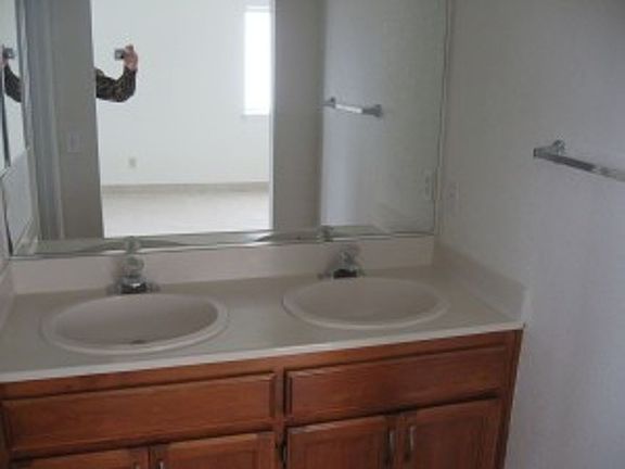 5th image of 1453 Ferngrove Ct