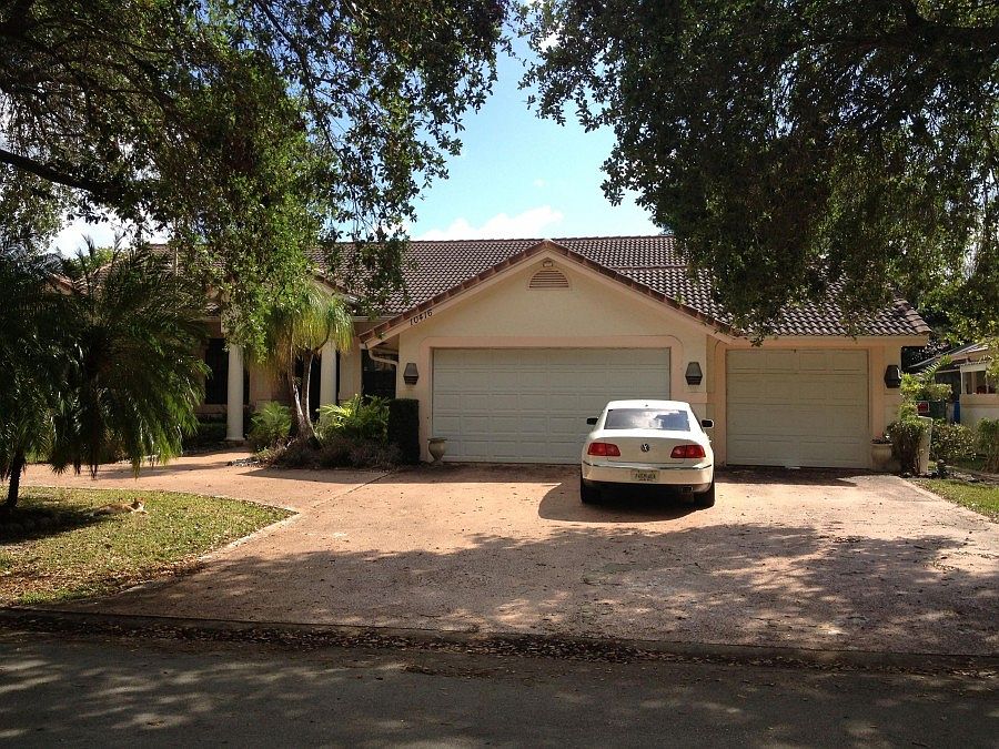 1st image of 10416 NW 6th St